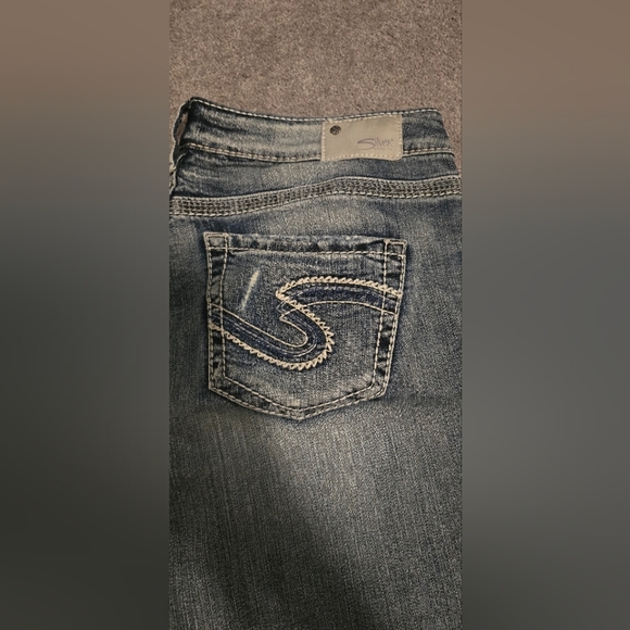 SILVER Distressed Blue crop Jeans - Picture 2 of 3